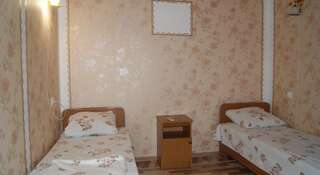Гостиница Guest House Apelsin Вардане Бюджетный двухместный номер с 2 отдельными кроватями-3